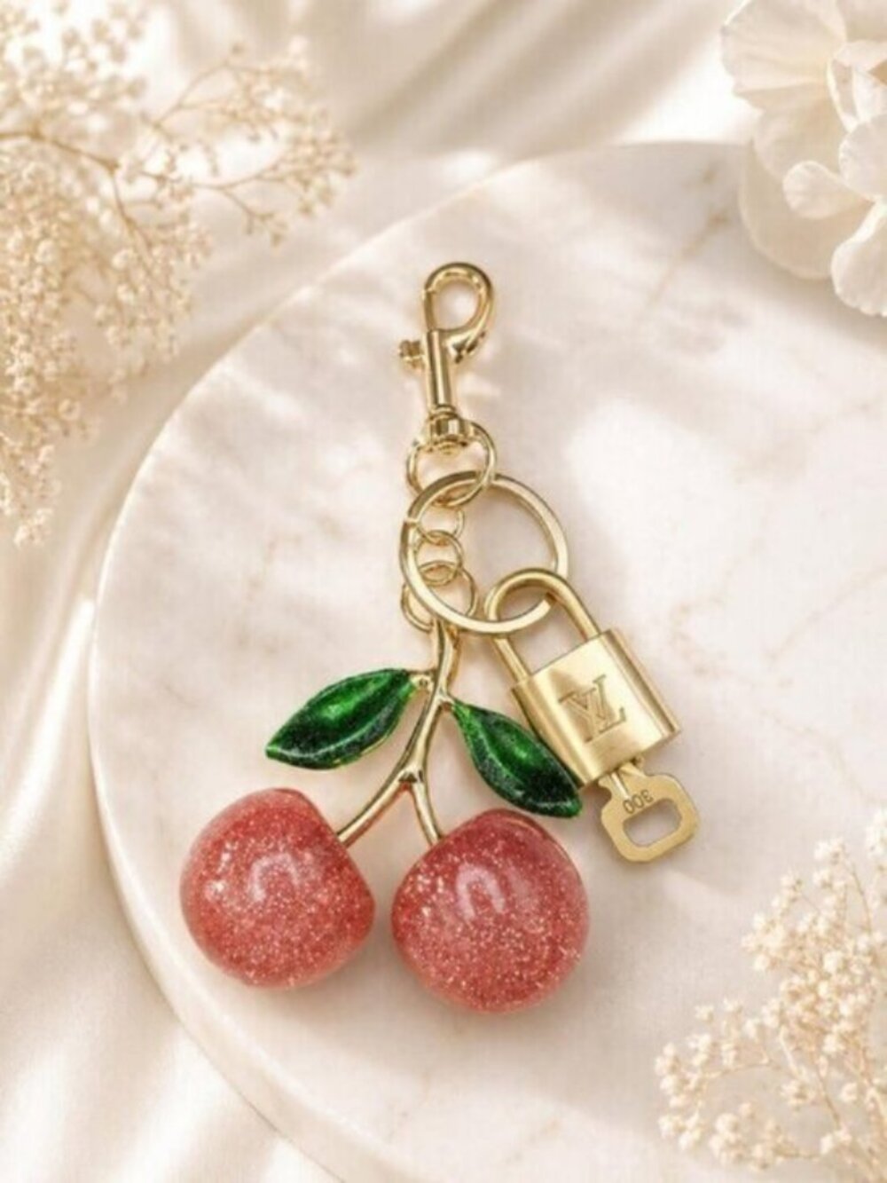 LV Gold Padlock & Key 🔒 Authentic Louis Vuitton Bag Unbranded Apple Charm